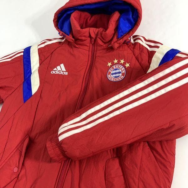 アディダス FCバイエルン 中綿ジャケット ブルゾン M FC BAYERN 赤