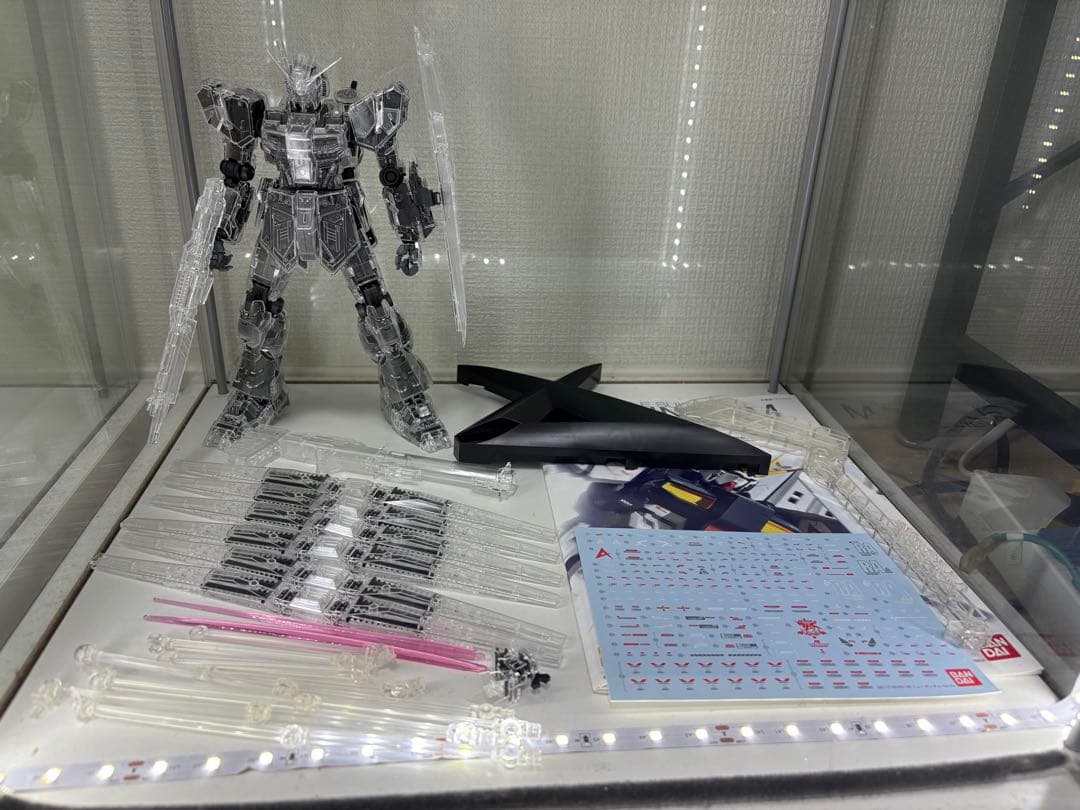 i*j様 【MG 1/100 Ver.Ka】 νガンダム ・サザビー 【メカニカ