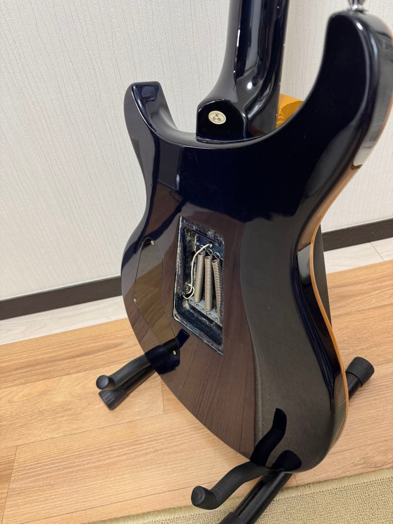 Tony Smithギター(PRS風)