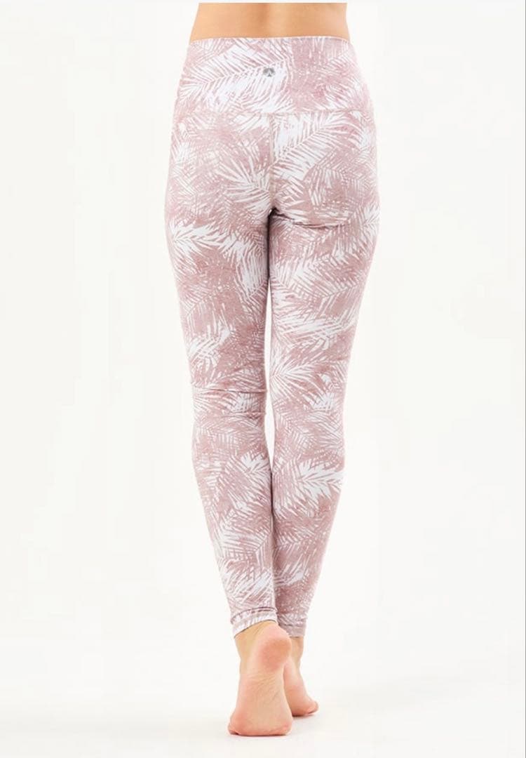 【プロフ必読】新品SUKALA タンクトップ＆レギンスセットアップ