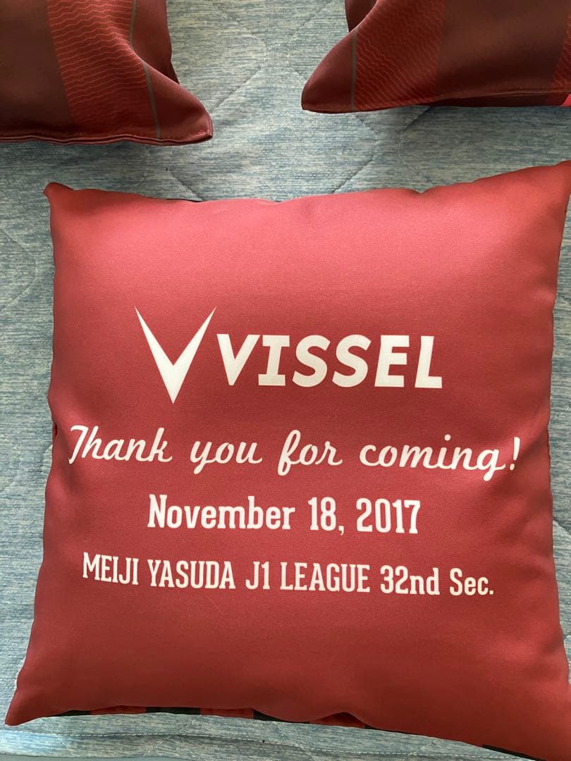 ヴィッセル神戸 ポドルスキー イニエスタ クッション3個セット