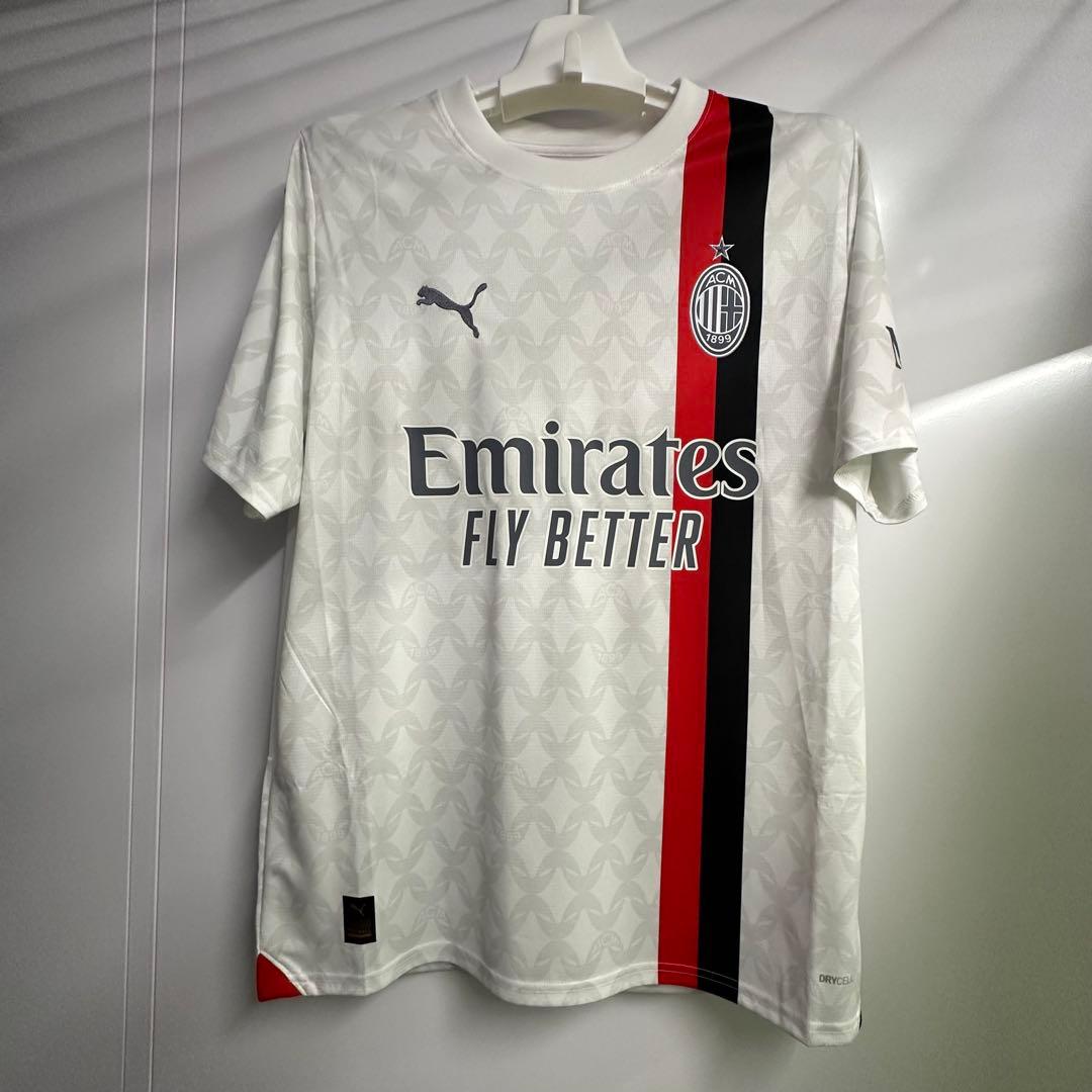 ACミラン ロフタスチーク ユニフォーム