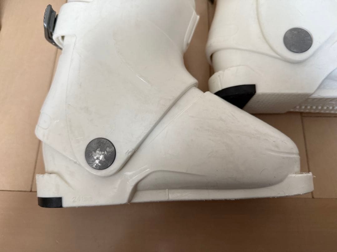 《札幌市内手渡し可能》スキー 3点セット ブーツ 板 ストック kazama