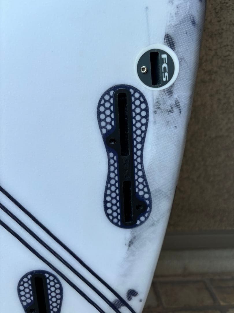 joistikサーフボード　v2タコカラ　アブストカラー