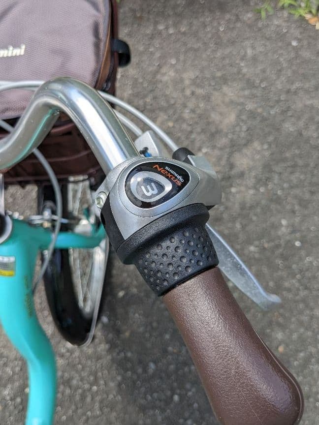 モワティエミニBAA20インチ内装3段変速オートライトシティサイクル20