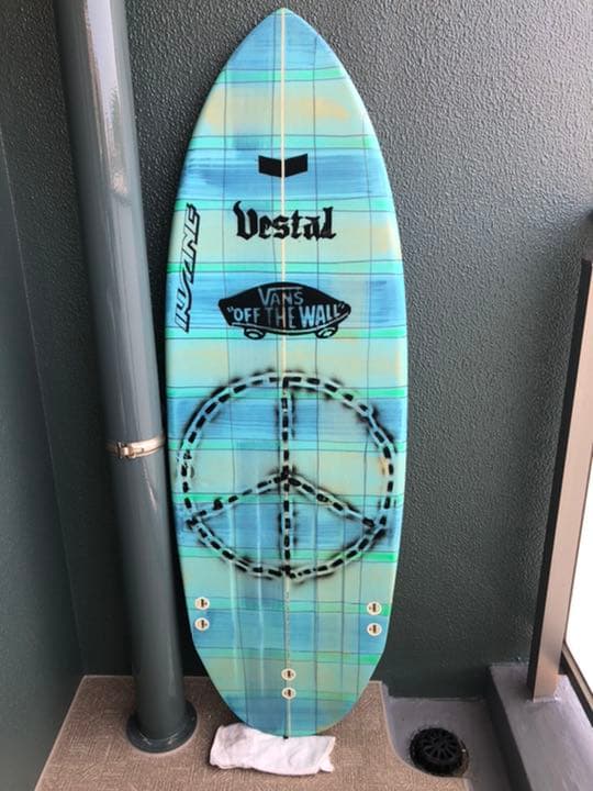 insaneサーフボード5'1 FCS K-3付