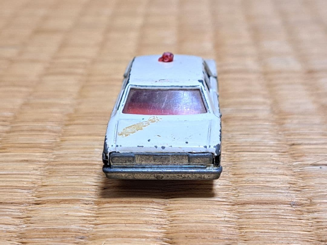 1Aホイール トミカ 黒箱 NO.4 トヨタ クラウン パトロールカー 日本製