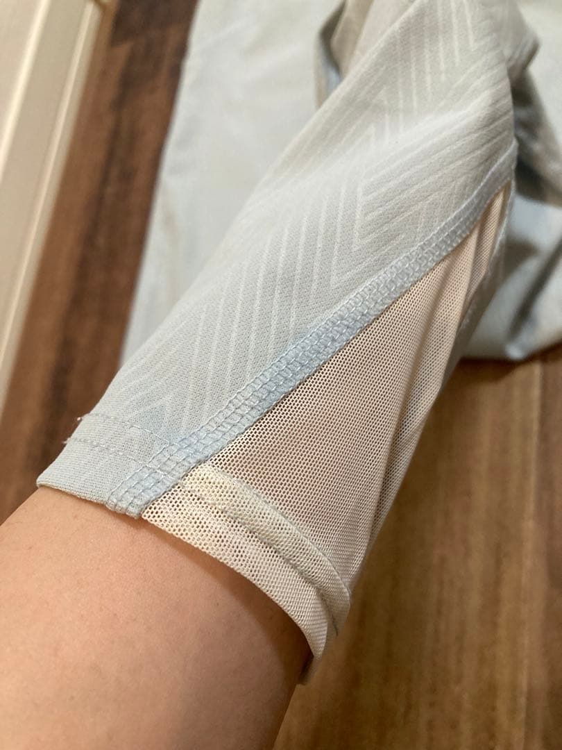 極美　emmi yoga エミヨガ　ヨガウェア　シンプル　速乾機能　S