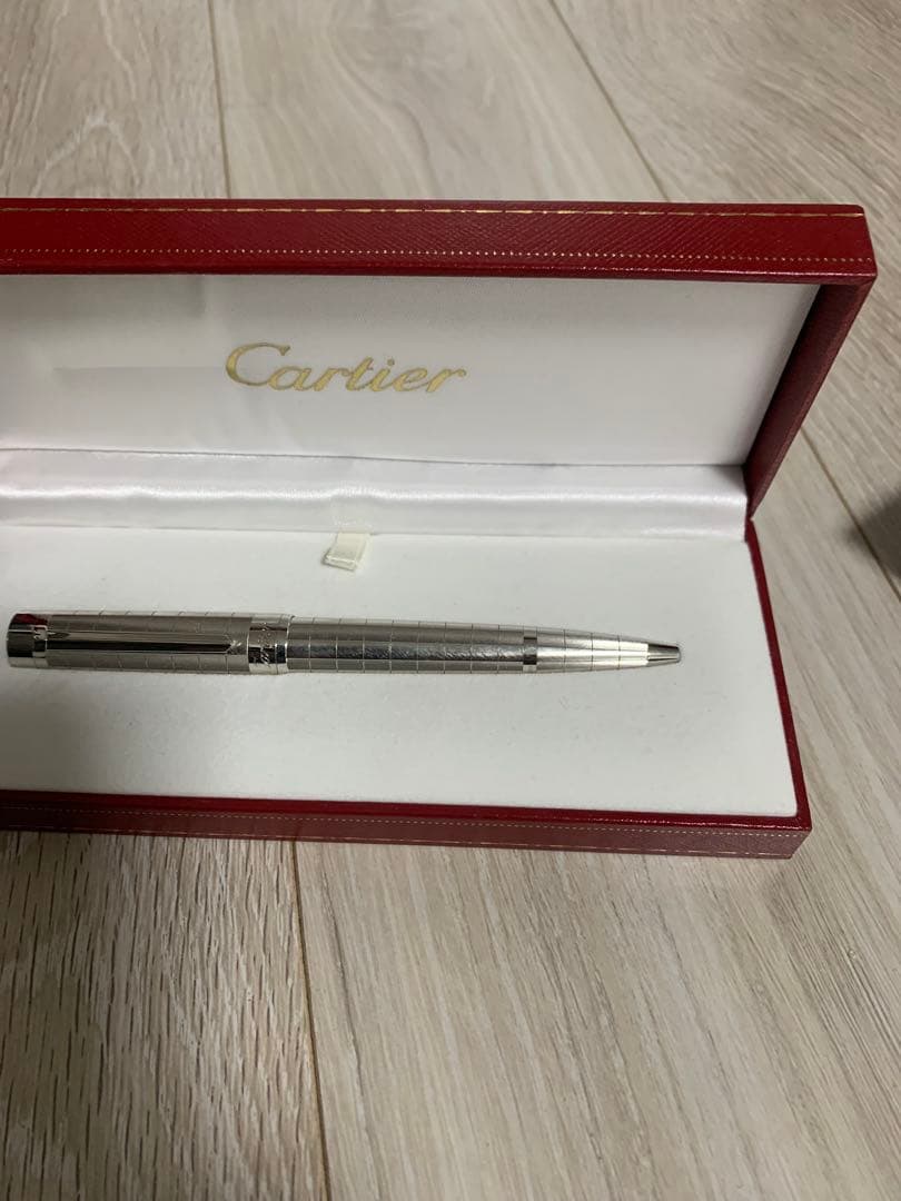 Cartier ボールペン シルバー 格子模様