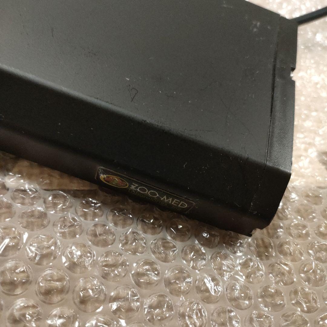 ズーメッド　レプティサンT5 HO テラリウムフード 24インチ　ライト付き