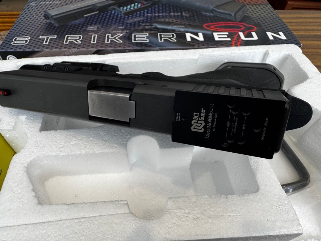 Carbon8 カーボネイト ストライカー9 カスタムCO2 ライト　ホルスター