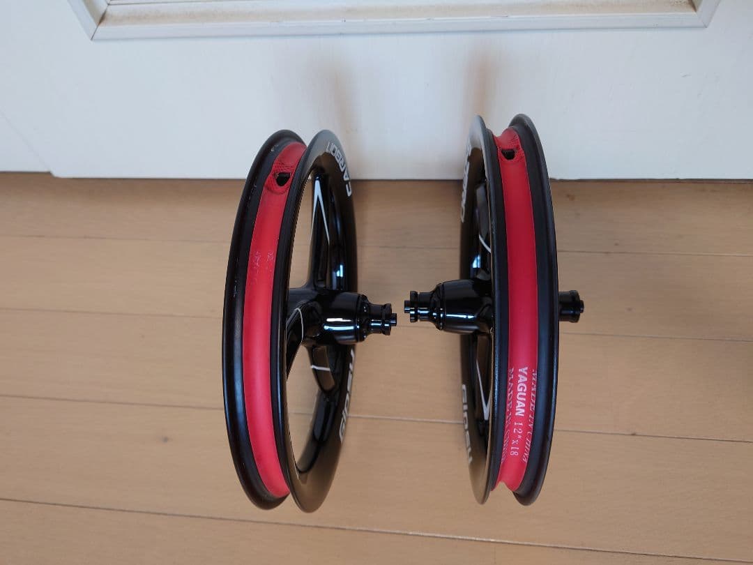 GYPSY カーボンホイール　フルセラミックベアリング　ランバイク