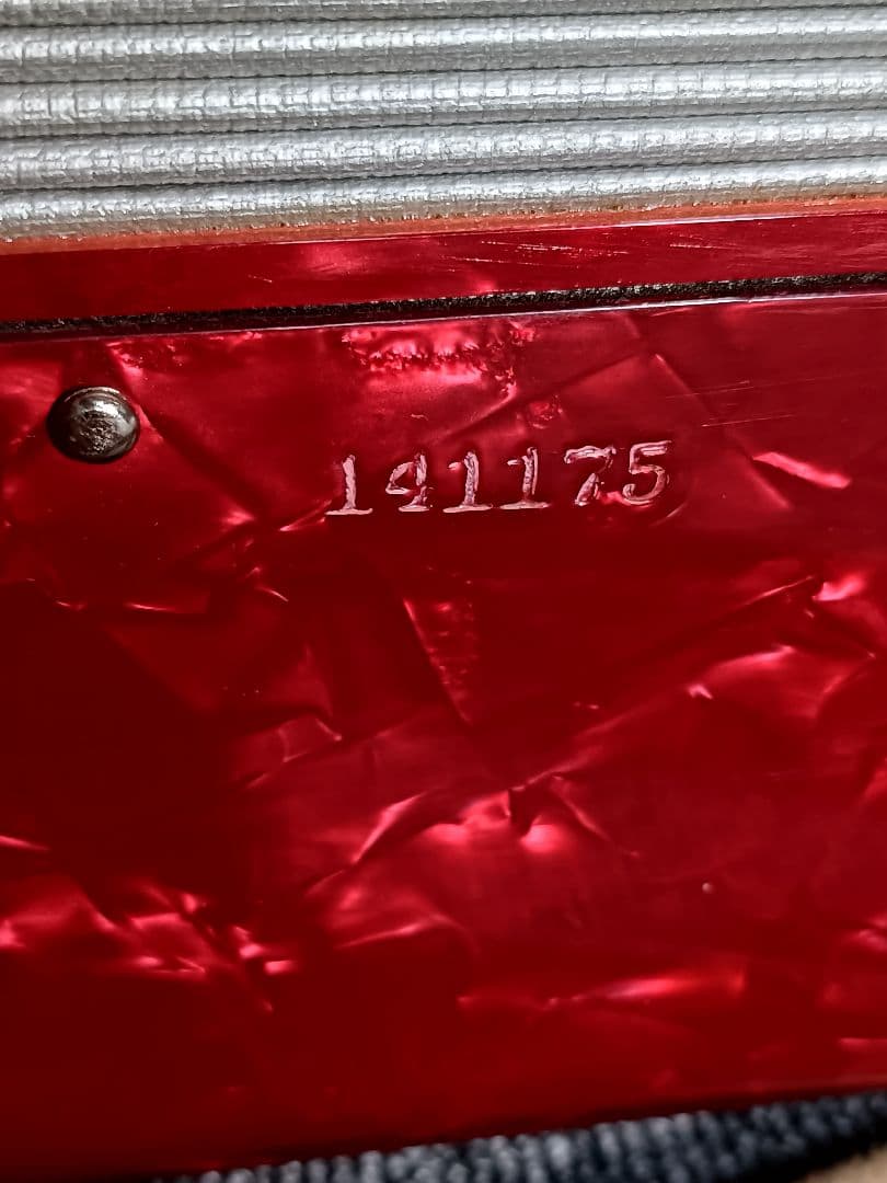 YAMAHA 赤アコーディオン 30鍵 美品です！音出し確認済み品