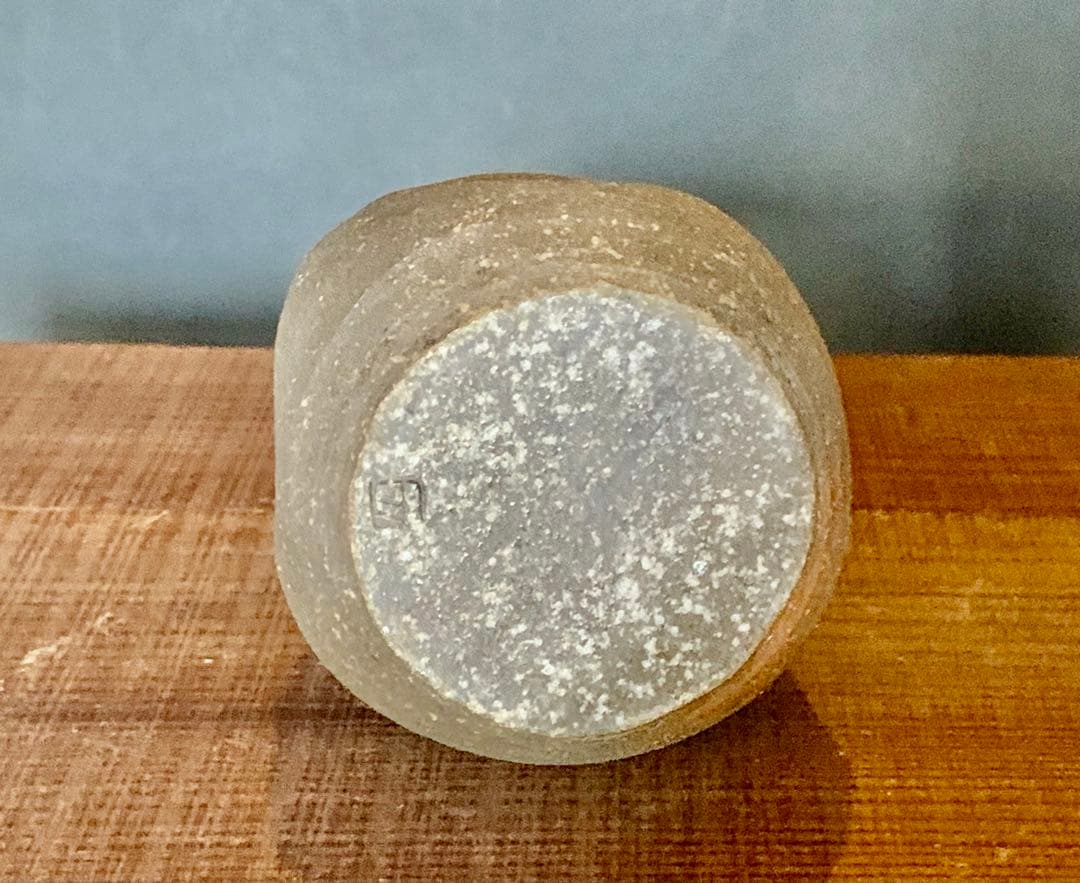 花入 花器  穴窯 薪窯   焼き締め フラワーベース