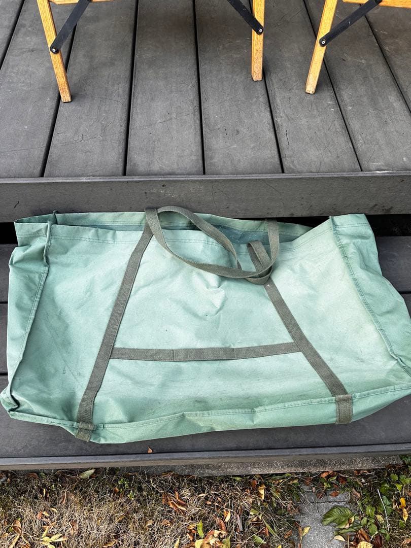 アウトサイドインのカチャカチャチェア2脚セット outsidein