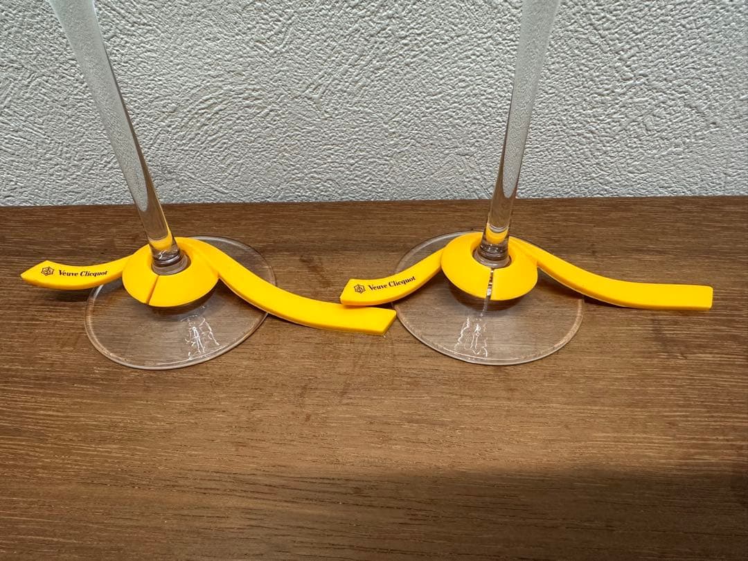 シャンパーニュ・ヴーヴクリコ・特選6種・グッズ盛り合わせ