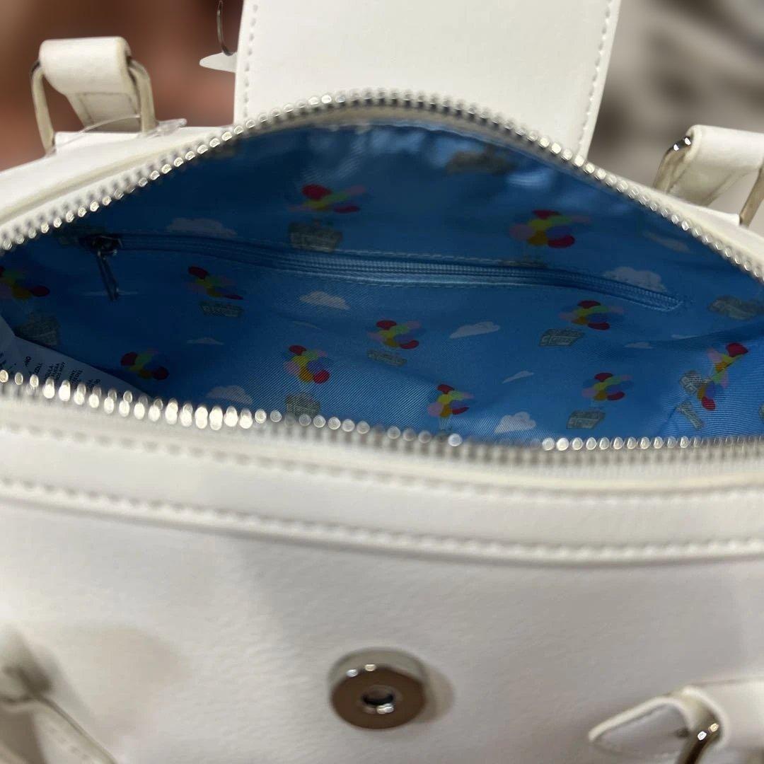 カールじいさんの空飛ぶ家　ピクサー　バック　カールじいさん