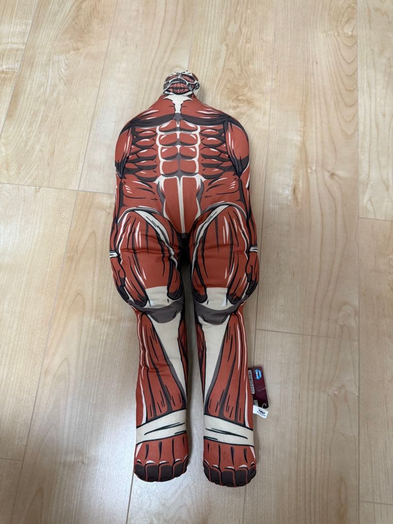 進撃の巨人ぬいぐるみ 約60cm 筋肉デザイン