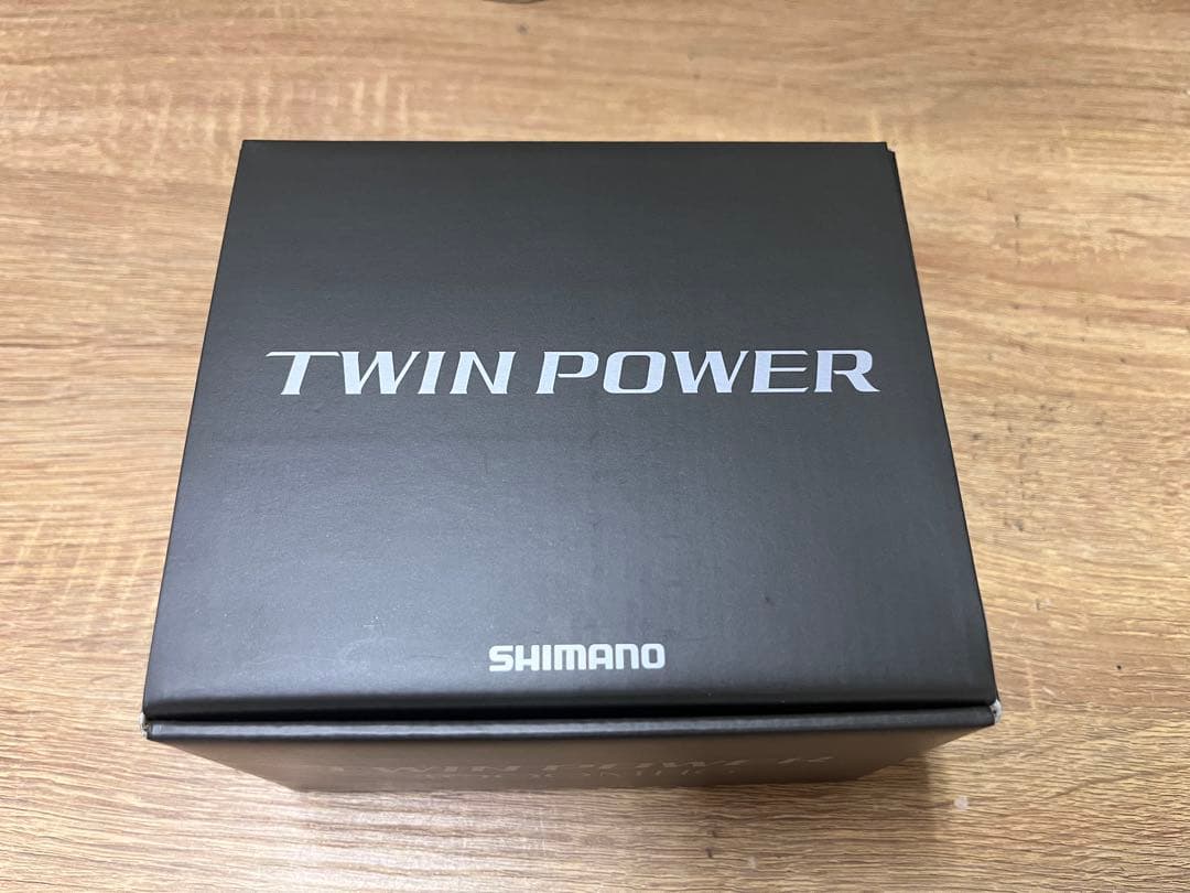 SHIMANO シマノ　24 ツインパワー4000MHG