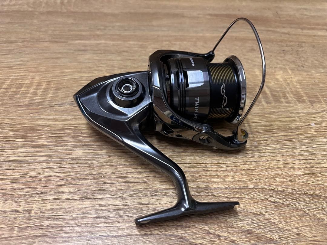SHIMANO シマノ　24 ツインパワー4000MHG