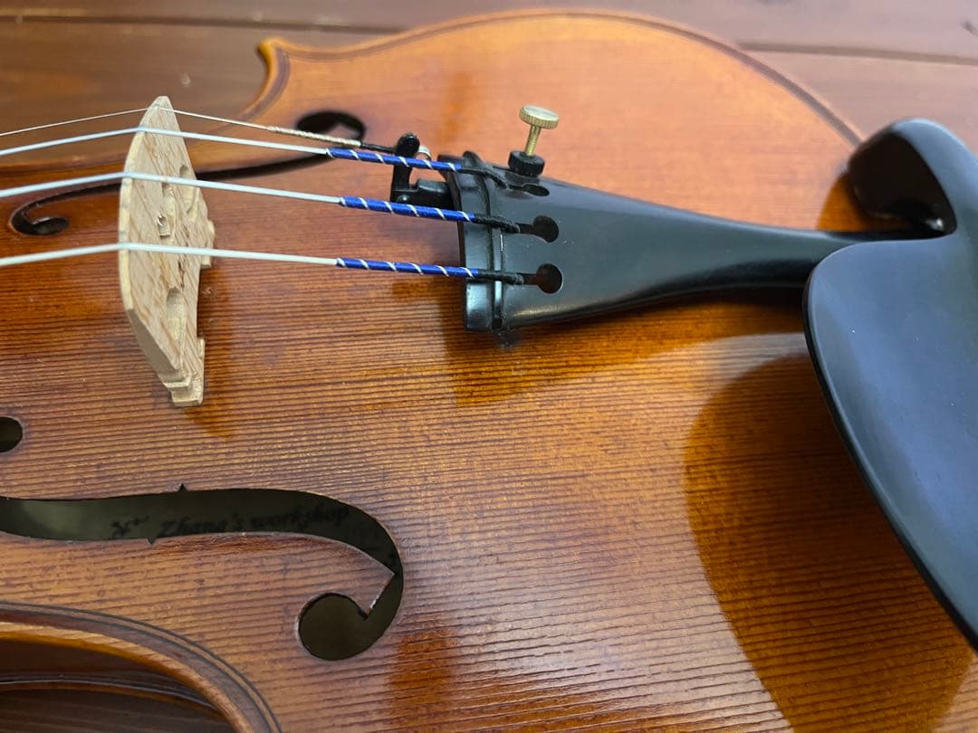 バイオリン4/4 音量があり、かつやわらかい音質。