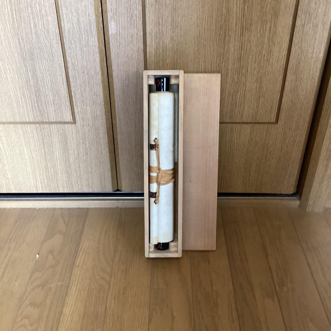 村上宗信　　短冊掛軸茶掛軸一幅【鶴舞千年樹】軸先蒔絵軸【宗信自筆共箱】　544