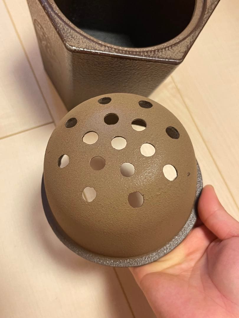 鋳鉄製茶道具 六角形 火鉢 涼炉 鉄瓶用 工芸品