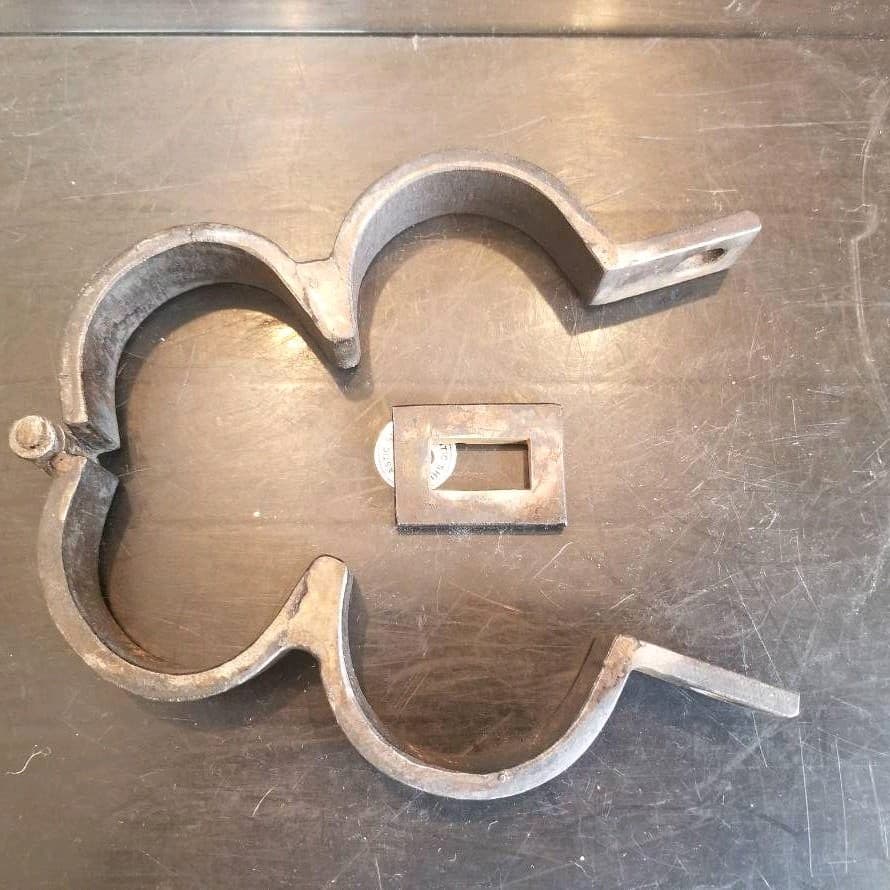 江戸時代の手枷 足枷　手錠を再現した近代製のモノです！！