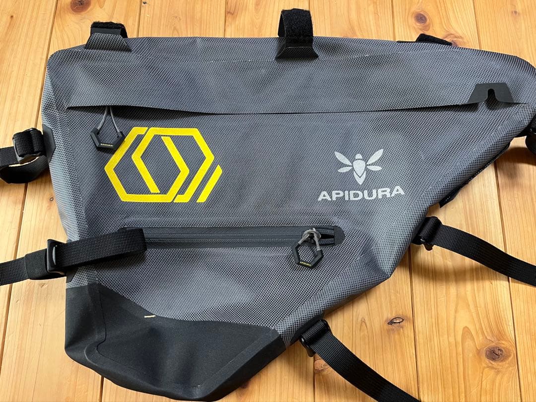 APIDURA アピデュラ　エクスペディション　フルフレームバック　7.5L