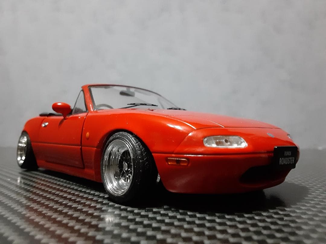 Hachette 1/24 マツダ ユーノス ロードスター カスタム改ローダウン