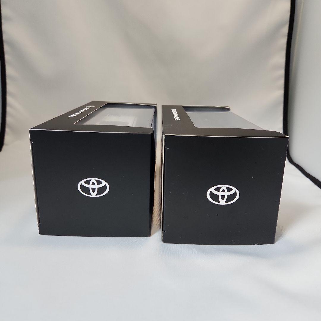 新型　ランドクルーザー　30　ブラック　ホワイト　セット売り