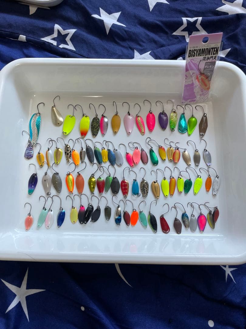 管釣用　ケースとルアーセット