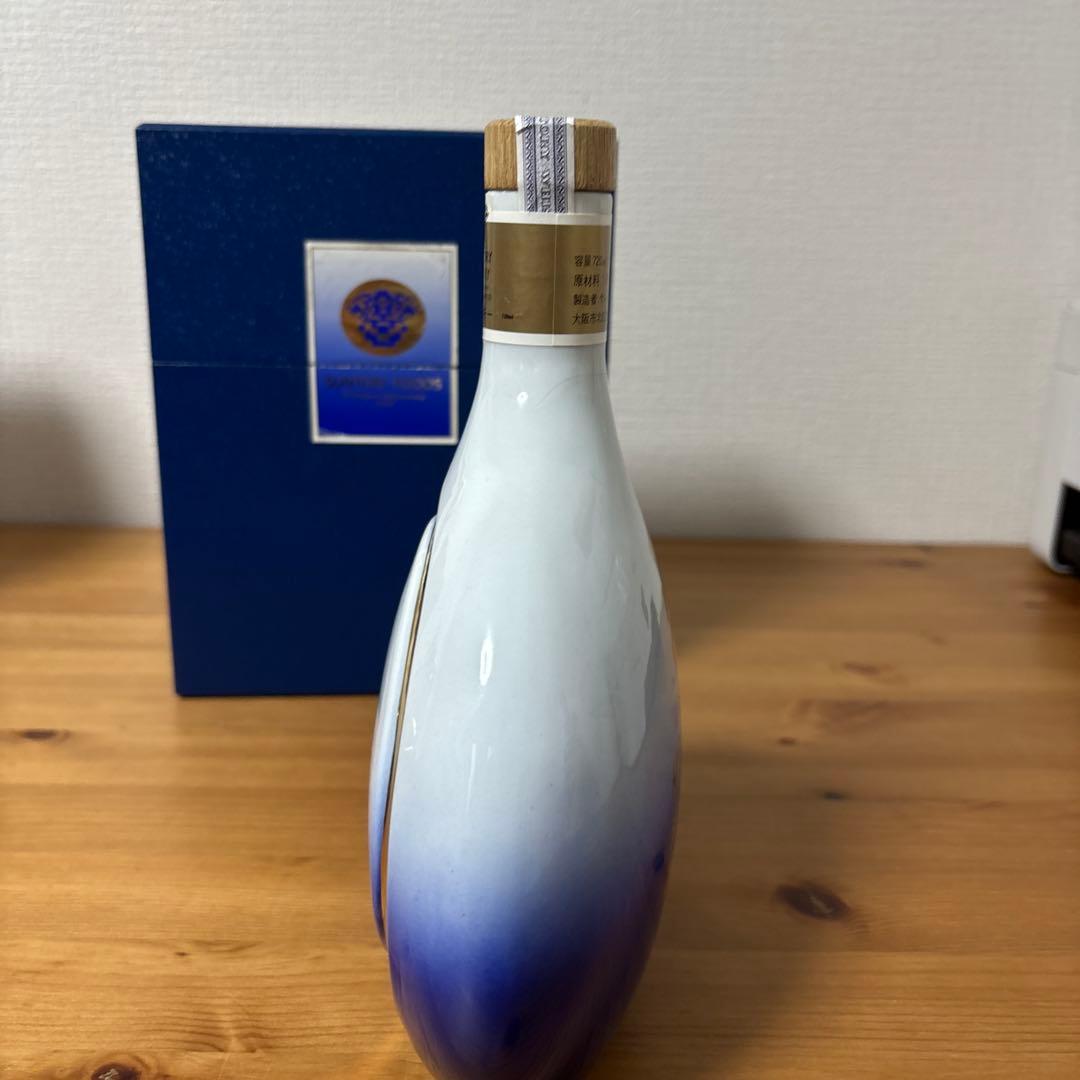 サントリーウイスキー　飛翔　陶器ボトル　佐治敬三 有田焼　箱付　未開封