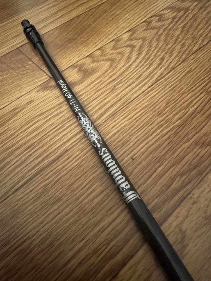 trpx Fabulous Ni-Ti 40　 ドライバーシャフト