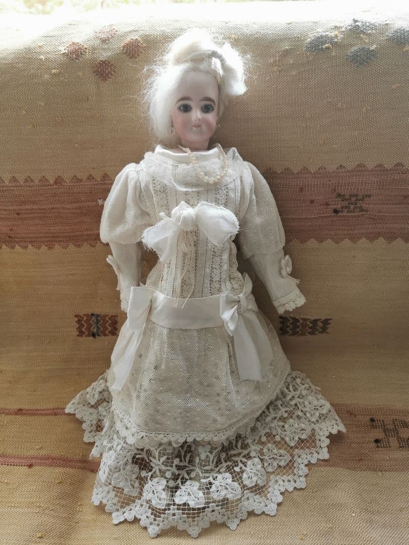 アンティークフランス ジュモー プラチナブロンド美しいビスクドール レースドレス