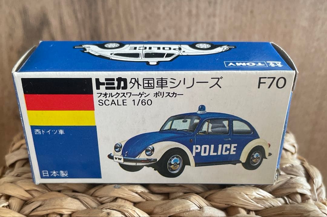 〈トミカ〉青箱 F70 フォルクスワーゲン ポリスカー 黒 (日本製)