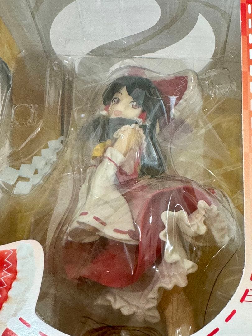 【未開封品】東方project 博麗霊夢 1/8 完成品フィギュア[Gift]