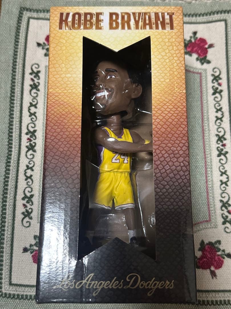 KOBE BRYANT コービーブライアント ボブルヘッド