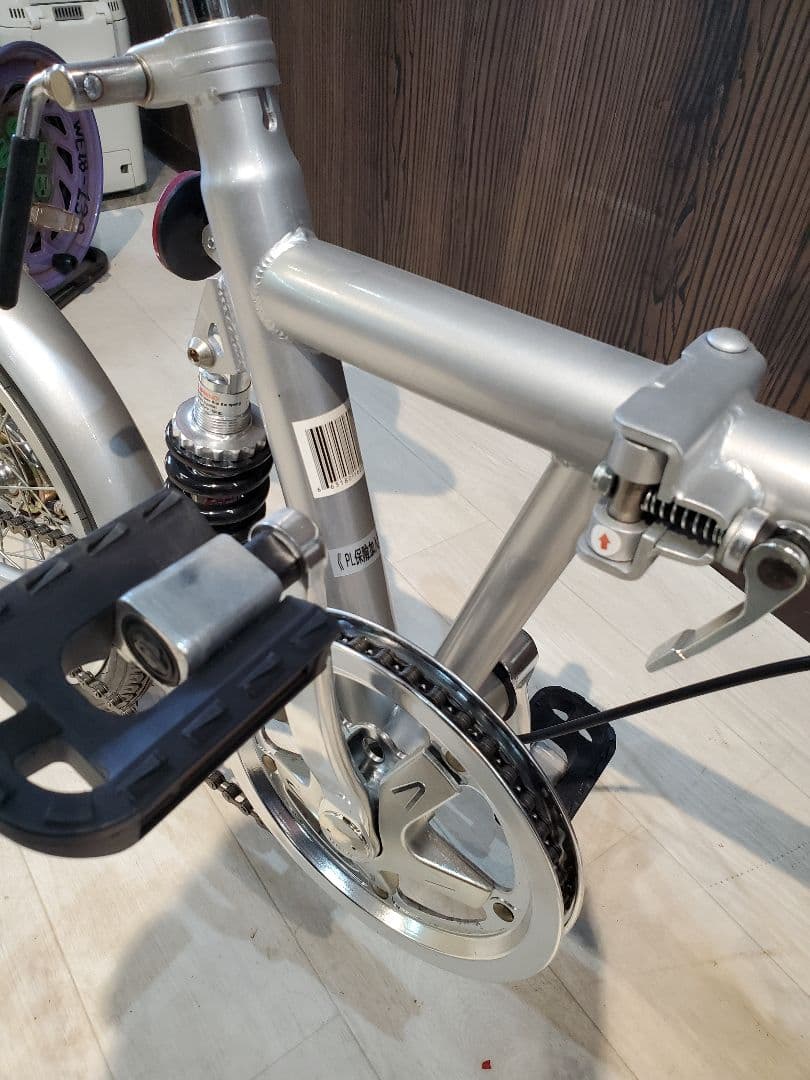 B-max 折りたたみ自転車 シルバー