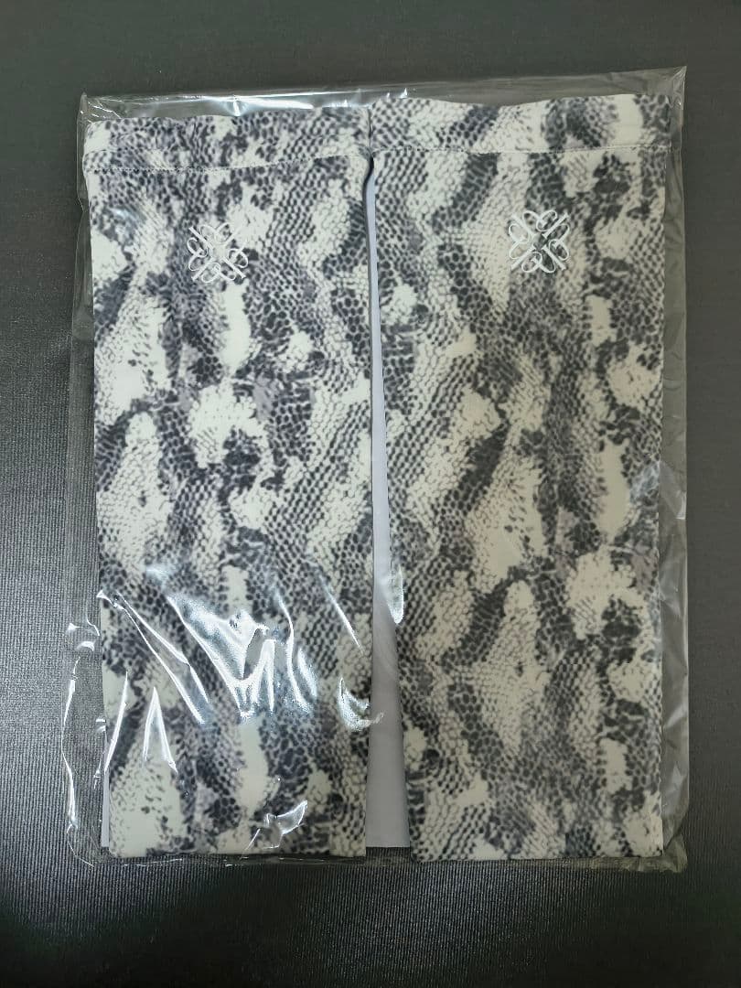 charbon　アームカバー　ARM SLEEVE　W/PYTHON サイズL