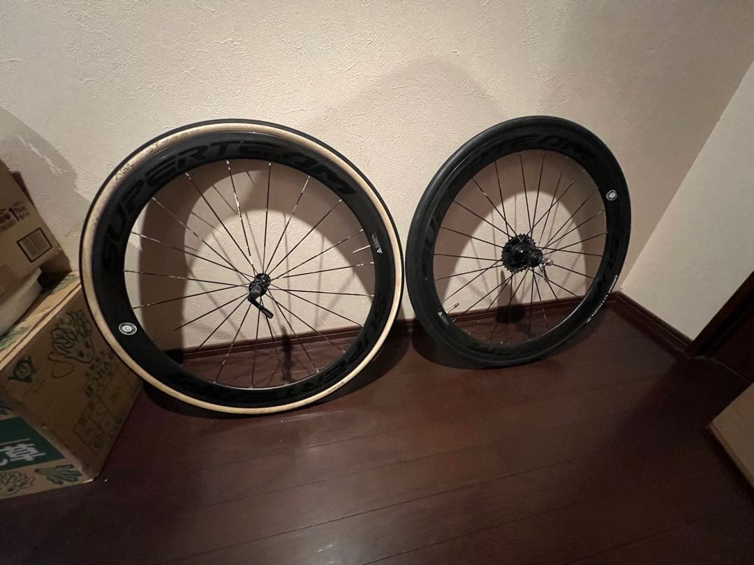 S*o様 スーパーチーム カーボンホイール リムブレーキ