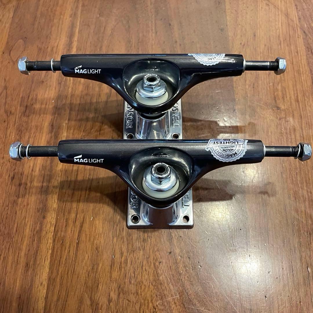 テンサー　マグライト　5.5 未使用　スケートボードトラック　スケボートラック