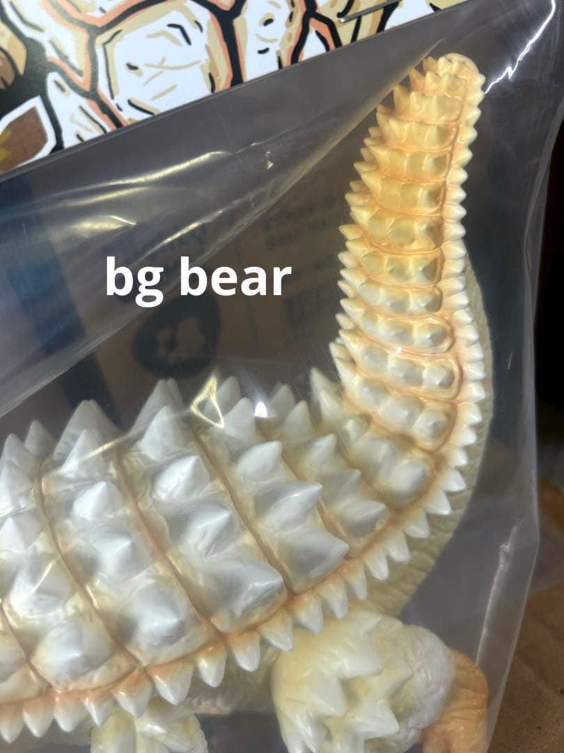 フトアゴ怪獣　ムーンホワイト　モンスター　可動　ソフビ　フィギュア　アートトイ