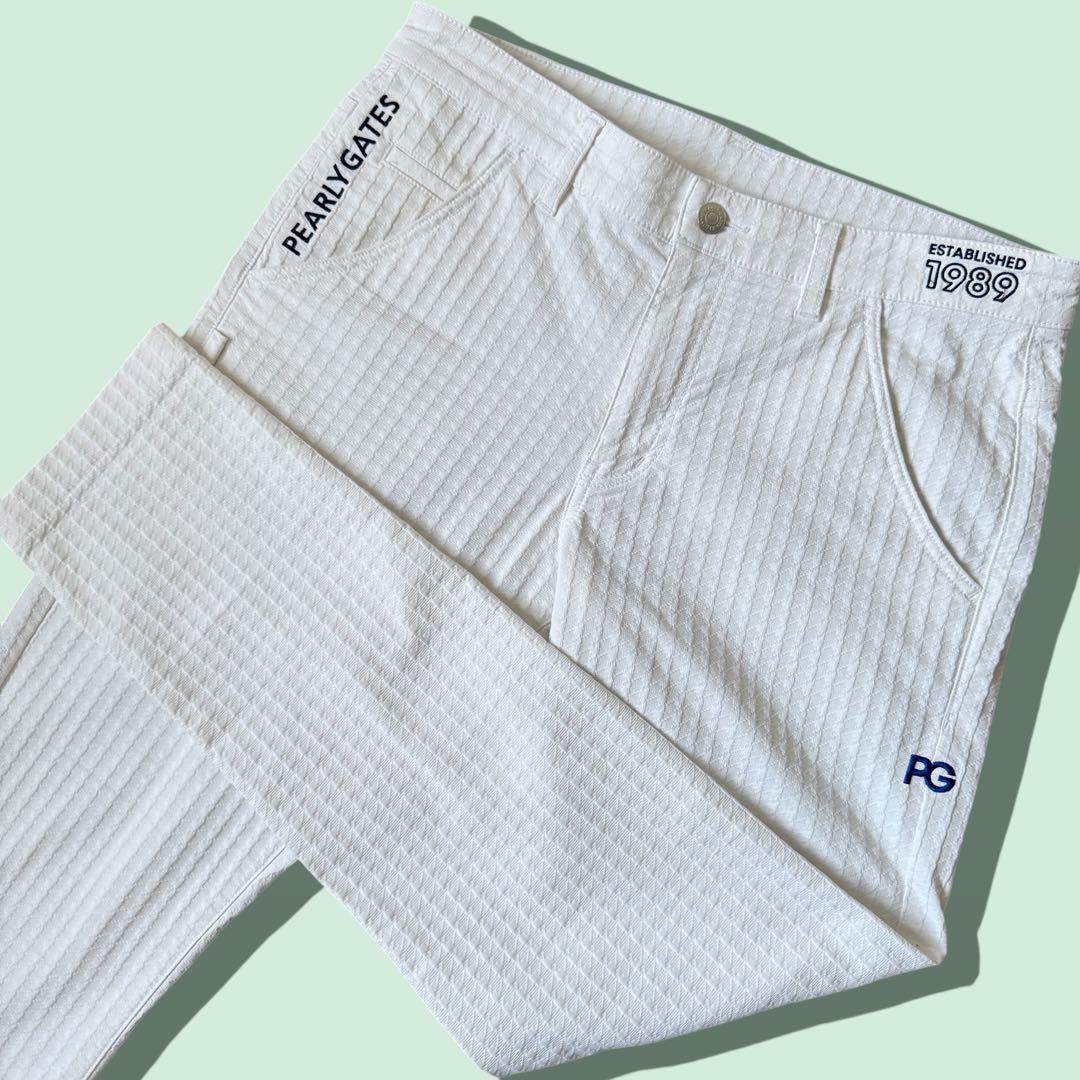 現行モデル　美品　パーリーゲイツ　パンツ　M〜L相当　白　コットン素材　総柄　4