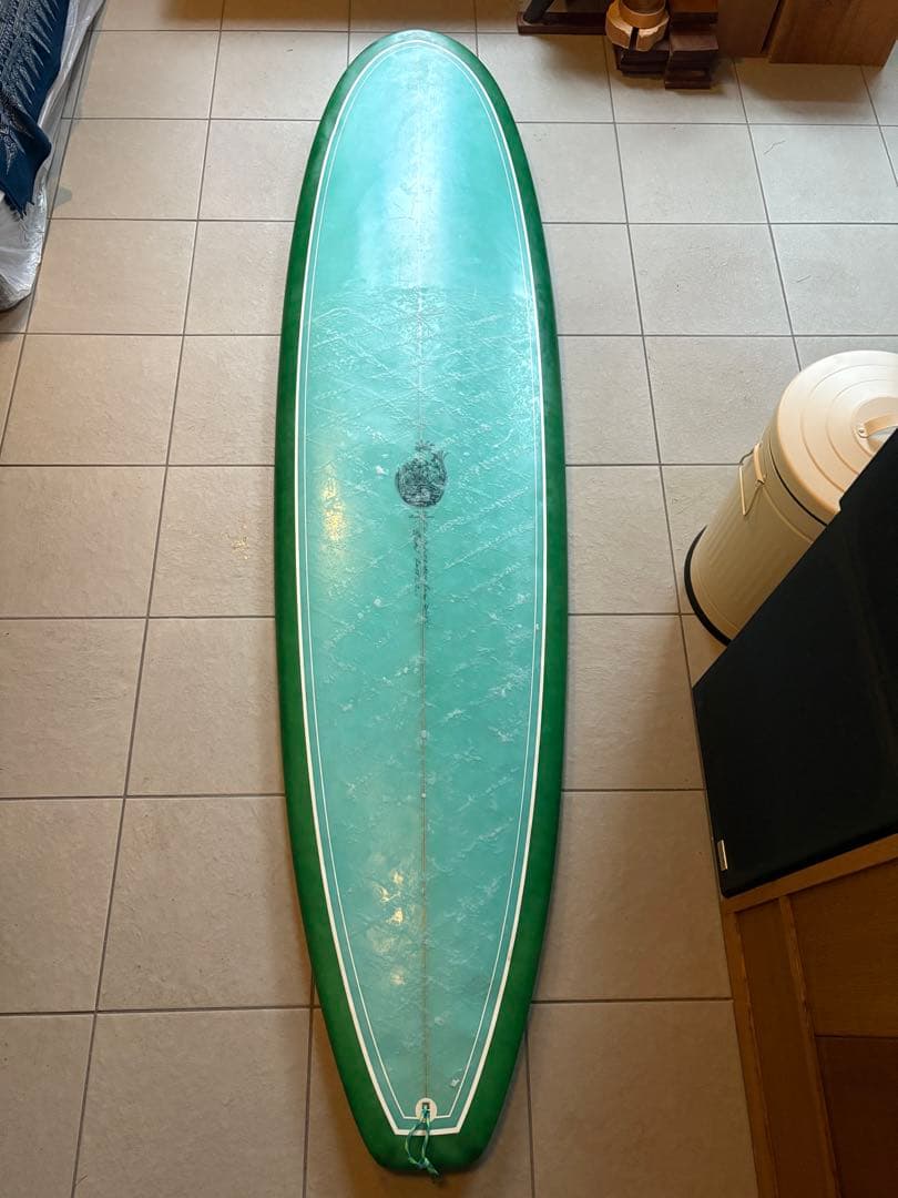 DeusライダーBeau Foster 7.2 ミッドレングス サーフボード