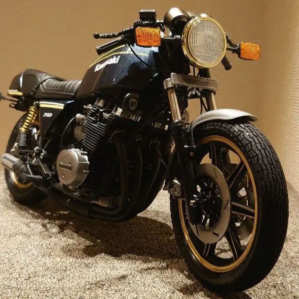 【メル64289です！】1/6 カワサキ 750FX 4気筒modoki