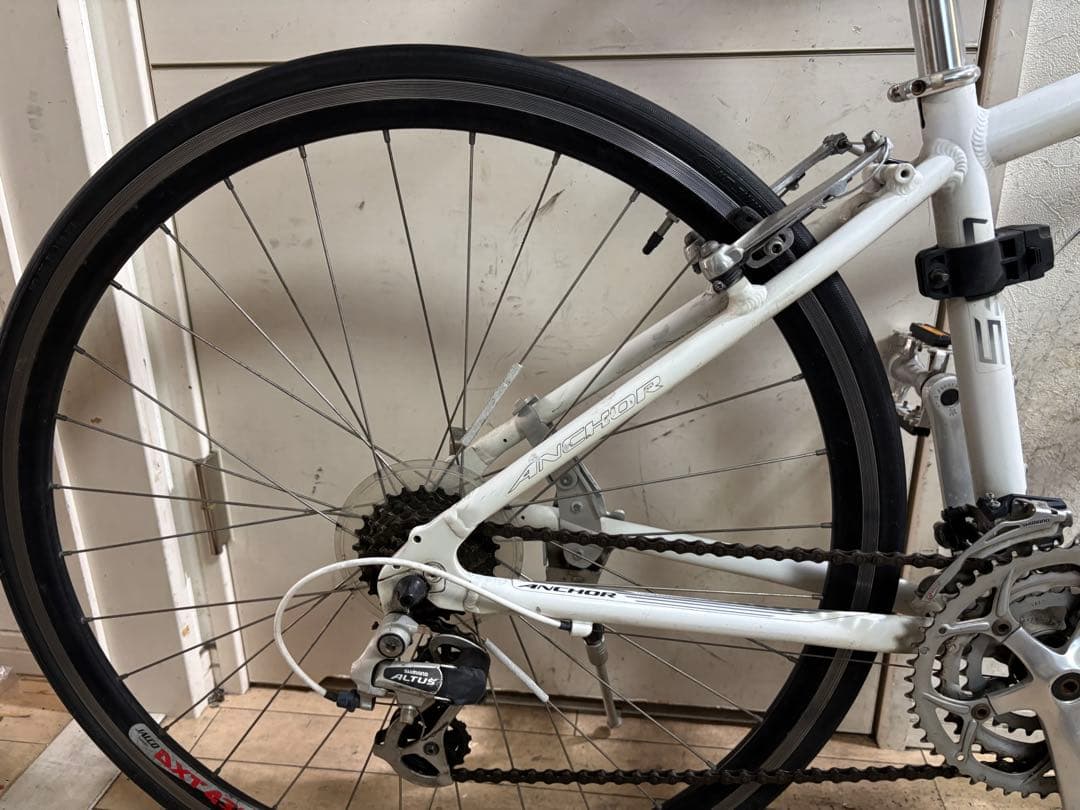 ANCHOR LFS アンカークロスバイク ホワイト 700C