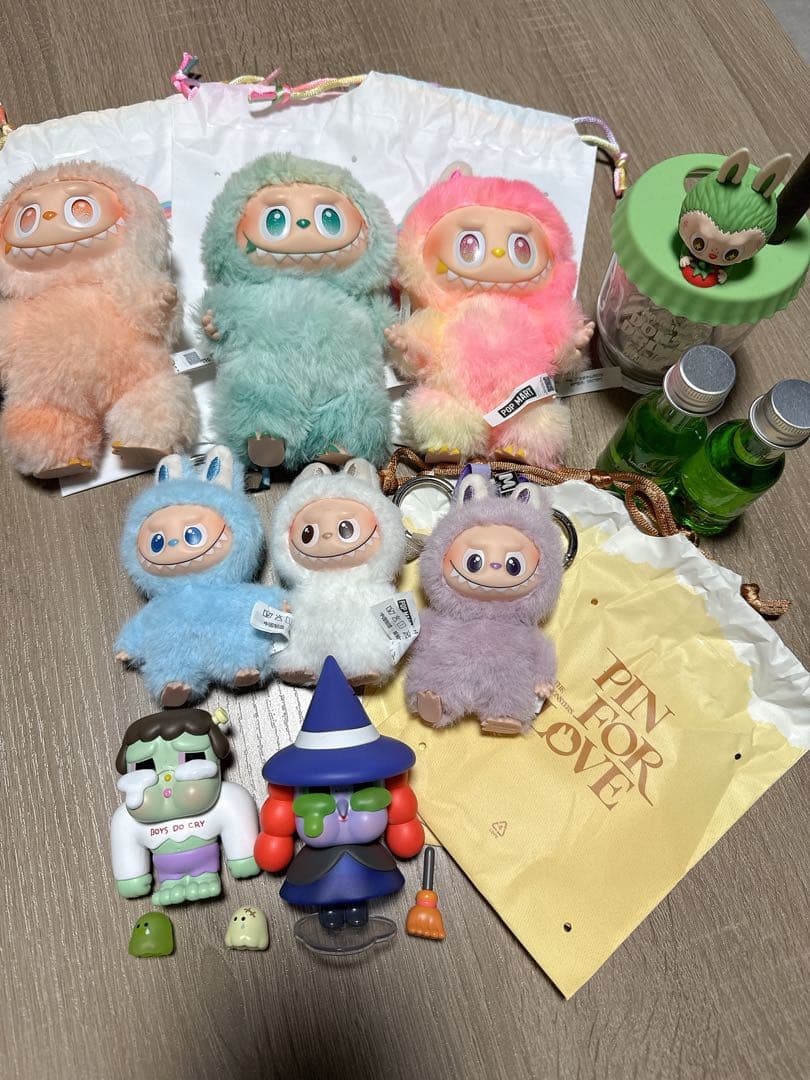 POPMART ラブブ　エナジー　イニシャル　H M Kクライベイビーまとめ売り