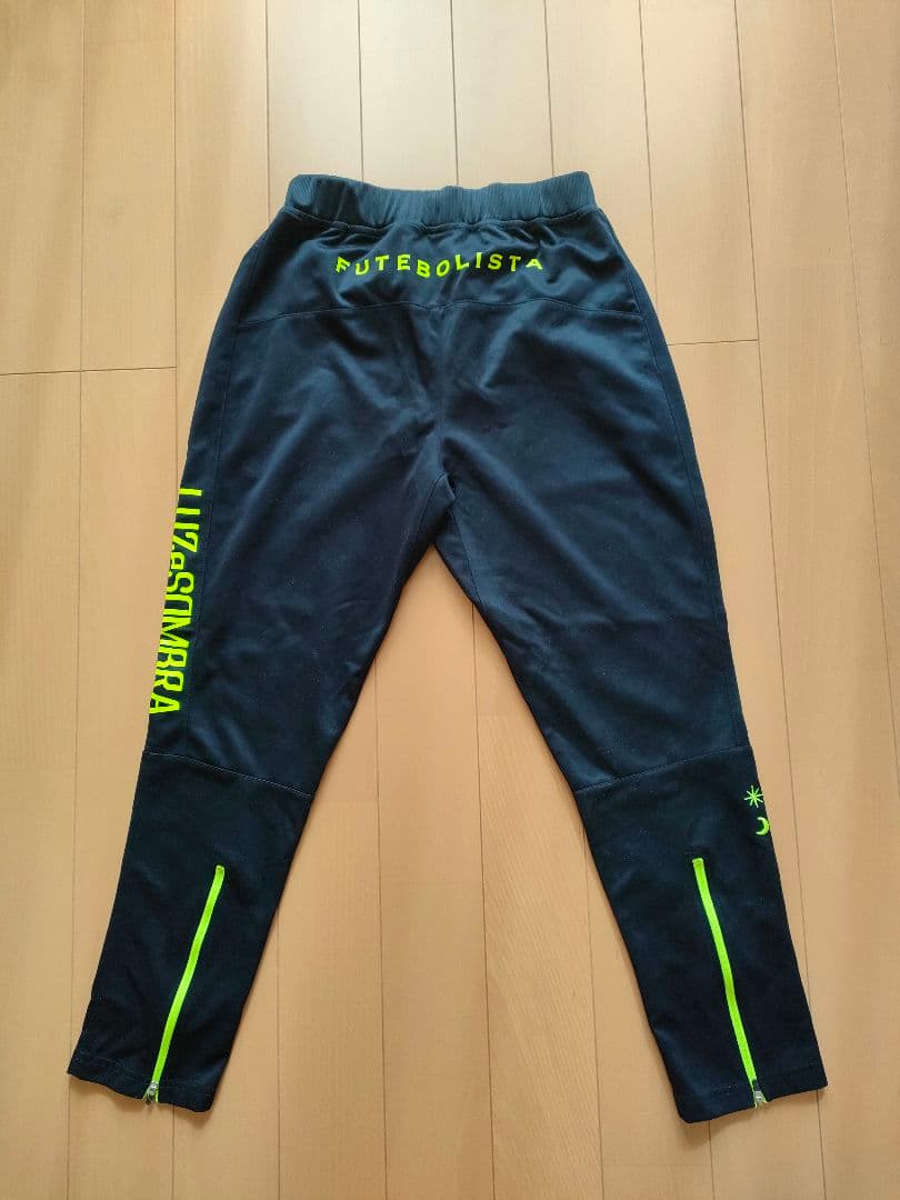 ウェア LUZeSOMBRA