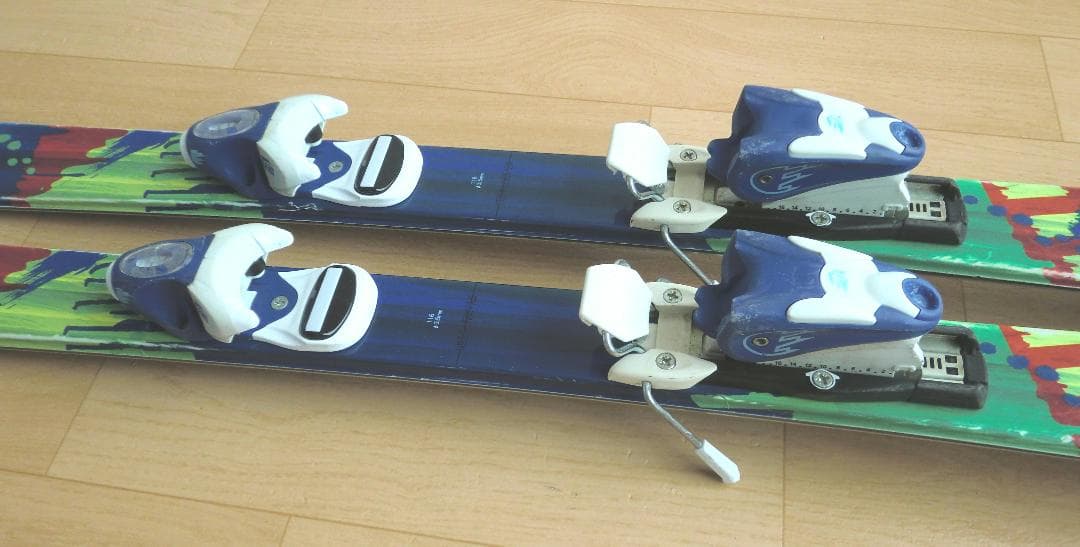 ■■送料無料■Hart■子供用スキーフルセット■板116靴22■WAX済■■